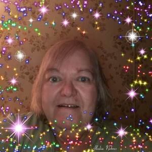 Meet your Posher, Dena